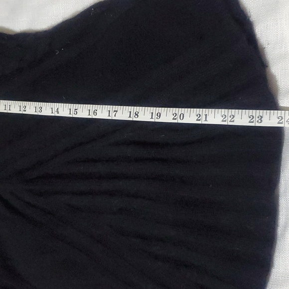 Aqua Women’s Gray 100% Cashmere Sweater Bell Sleeves Size S - Picture 10 of 10